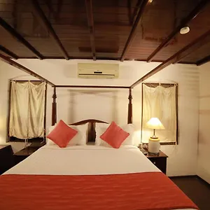 Hotel Heritage Methanam