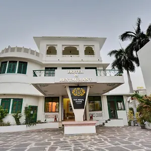 3* Hotel Treebo The Regal House, Near Fateh Sagar